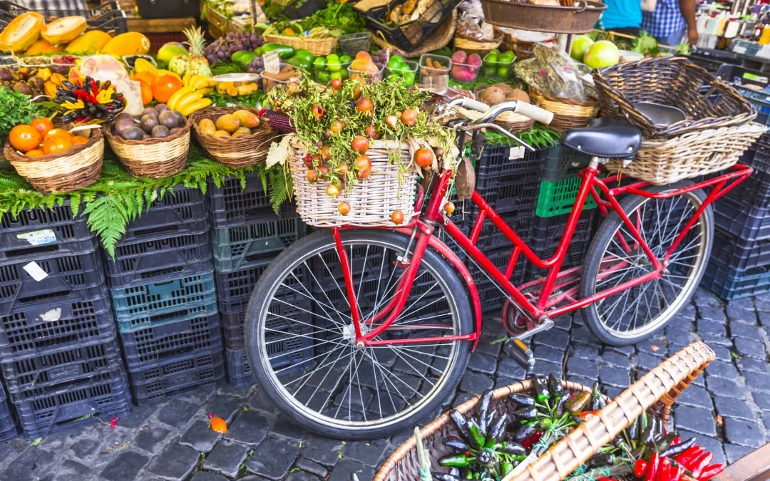 Farmers Market on 2 wheels
